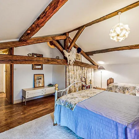 Pet Friendly In Holiday home *