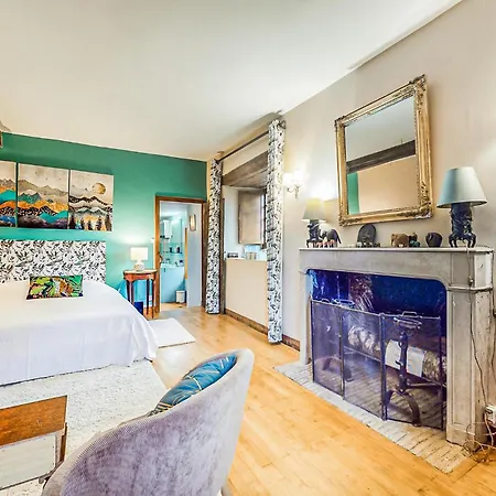 Holiday home Pet Friendly In *