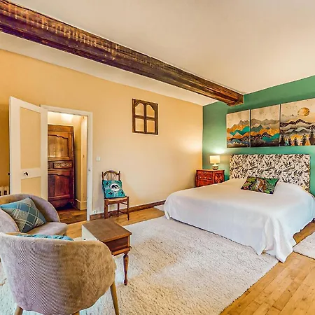Holiday home Pet Friendly In Bioussac