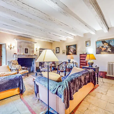 Pet Friendly In Bioussac